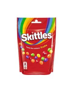 Skittles Fruits 136g farverige chewy slik med sprød skal og frugtsmag